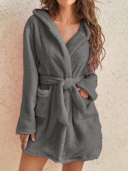 Bathrobe - Cloud-Soft Hooded Bathrobe Plush Spa Robe