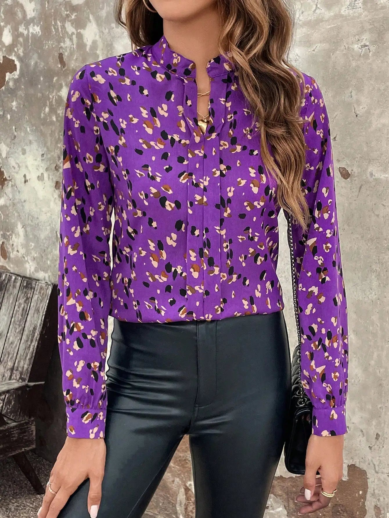 Blouses - Floral Everyday Blouse for Office Settings