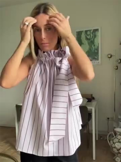 Blouse sans manches à col volanté et rayures fantaisie - Top latéral avec nœud papillon