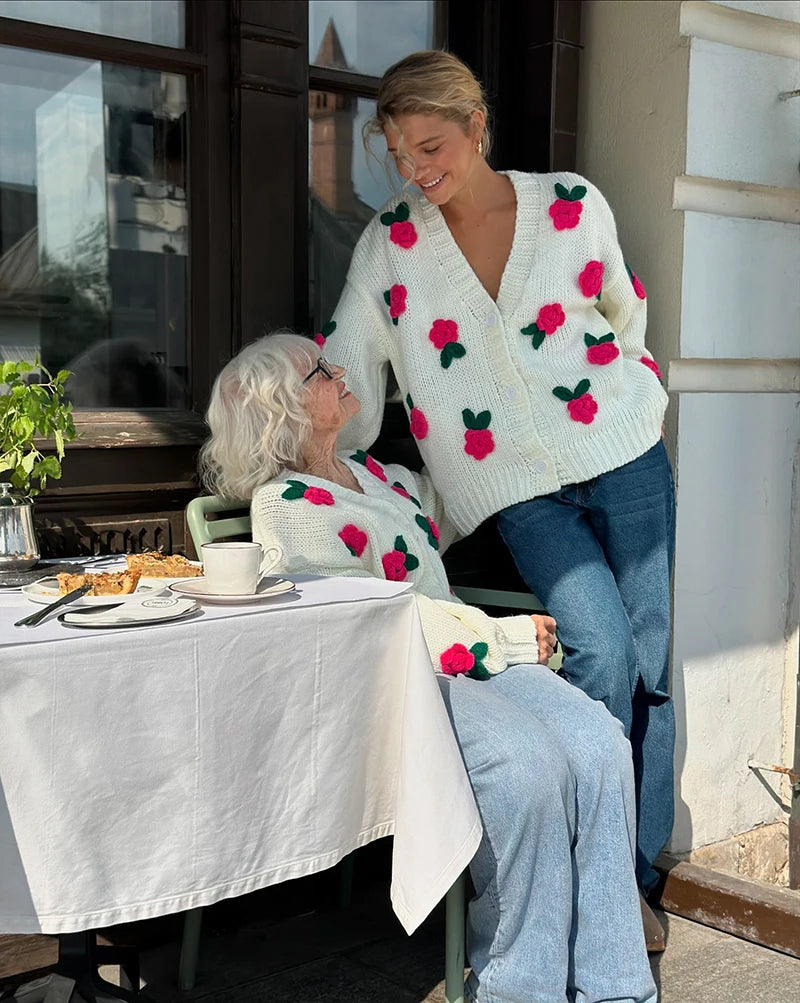 Cardigans - 3D Floral Chunky Knit Cardigan for Cozy Days