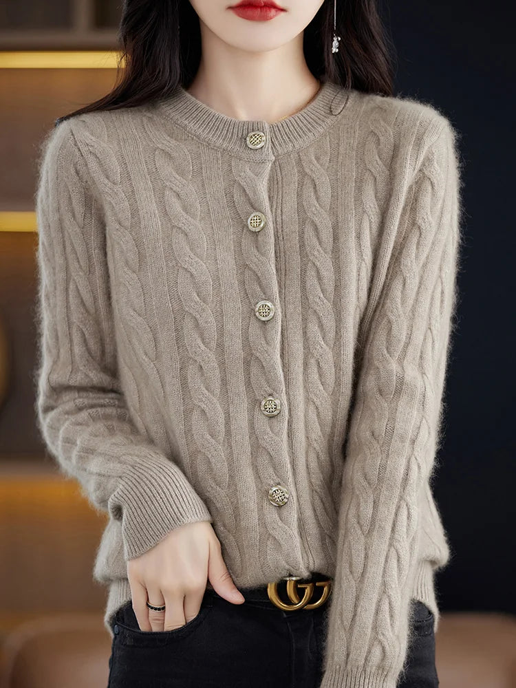 Cardigans - Elegant Cable Knit Cashmere Cardigan