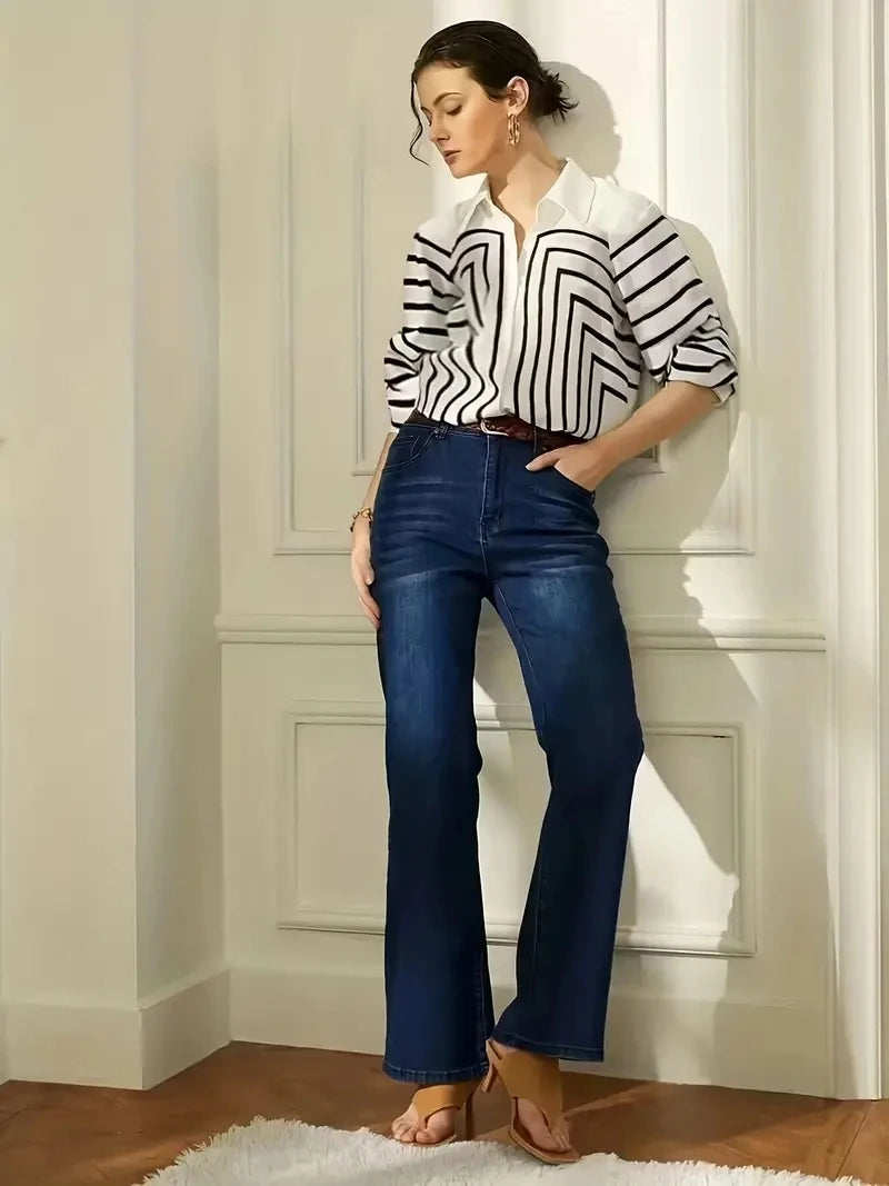 Casual Shirts - Versatile Striped Shirt for Women - Classic & Comfy