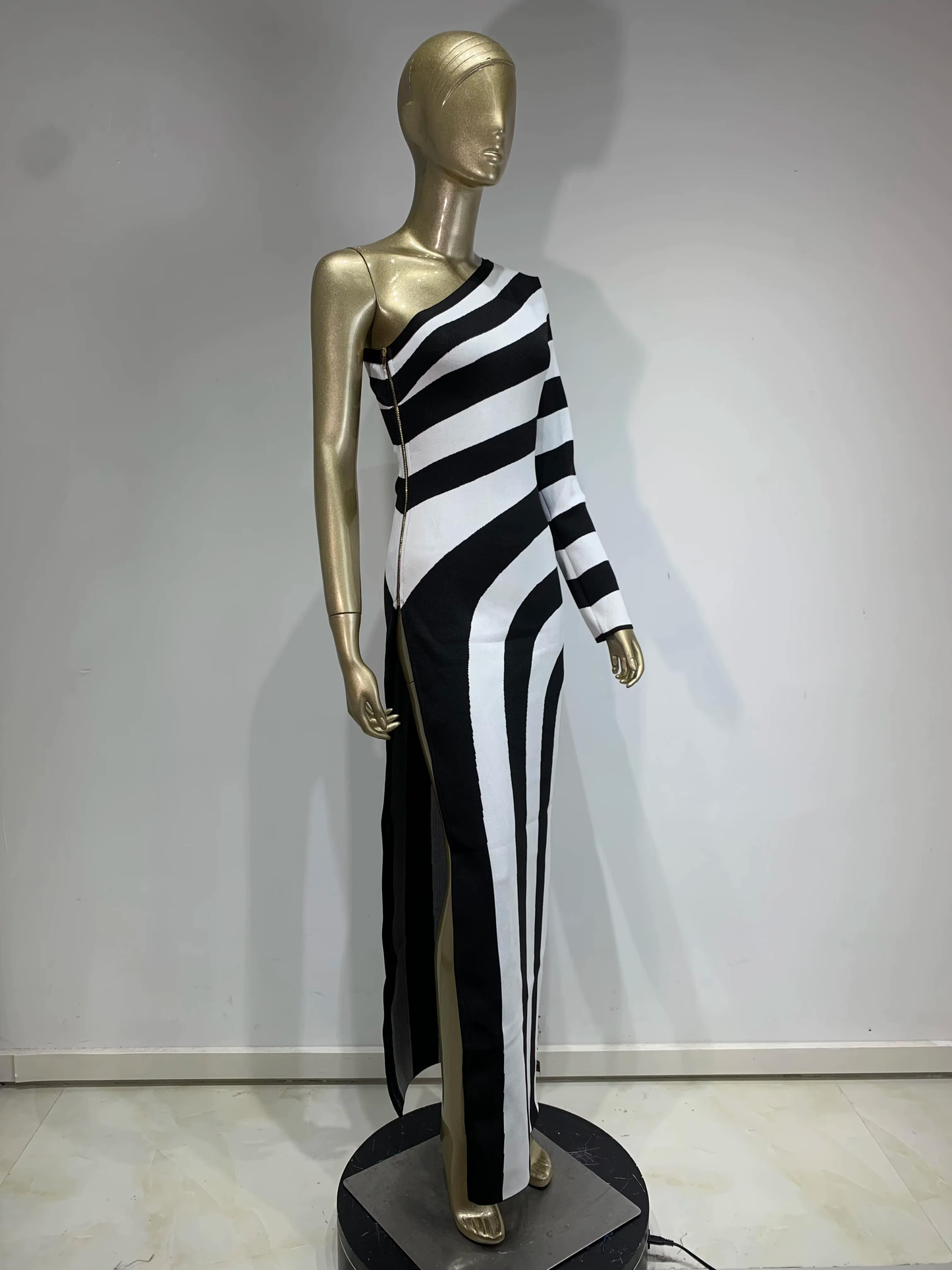 Elegant Knit Dresses - Trendy One-Shoulder Knit Dress Striped Evening Gown