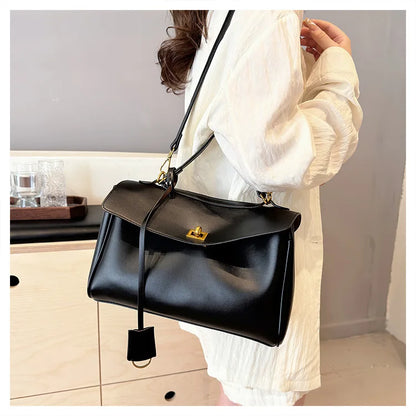 HandBags - Elegant Crossbody Handbag for Modern Women