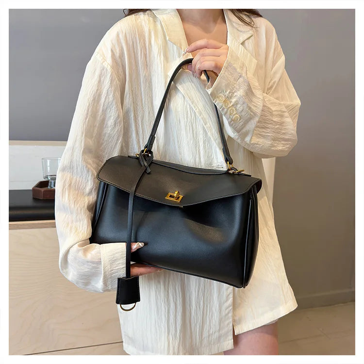 HandBags - Elegant Crossbody Handbag for Modern Women