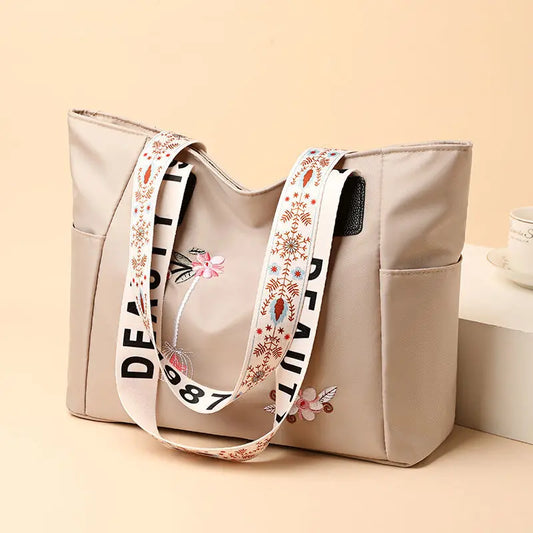 HandBags - Floral Embroidered Tote Bag for Shopping