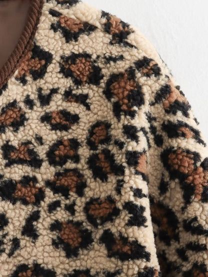 Damen-Cardigan mit übergroßer Plüsch-Leopardenjacke