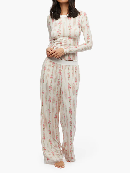 Floral Loungewear Pajama - Women's Long Sleeve Tee & Relaxed Pants Set