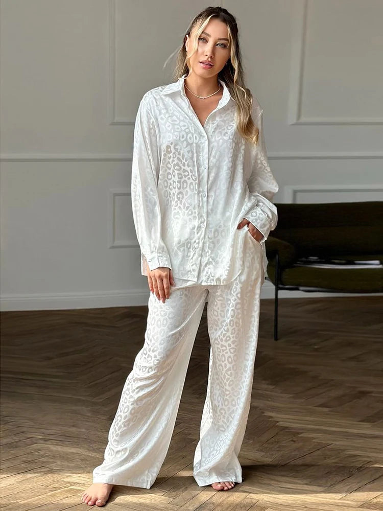 Loungewear - Two-Piece Jacquard Lounge Outfit Shirt & Pant Set