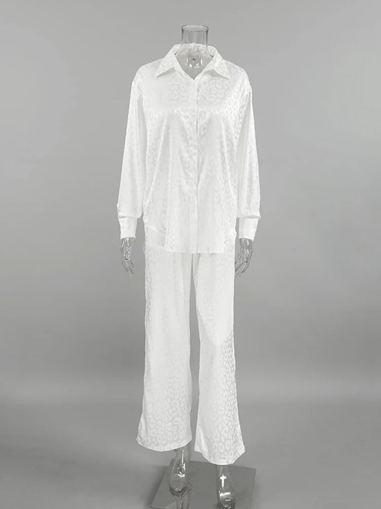 Loungewear - Two-Piece Jacquard Lounge Outfit Shirt & Pant Set