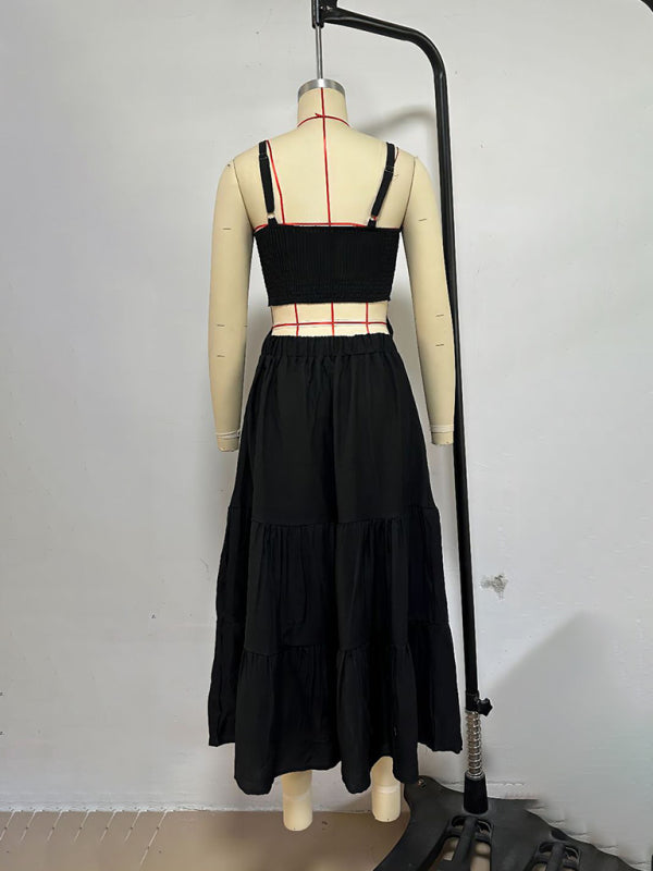 Midi Dresses - Black Tiered Maxi Dress with Sweetheart Neckline for Elegant Looks