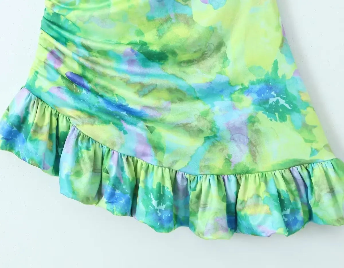 Mini-robe à imprimé vert abstrait avec col bénitier - Parfaite pour les fêtes