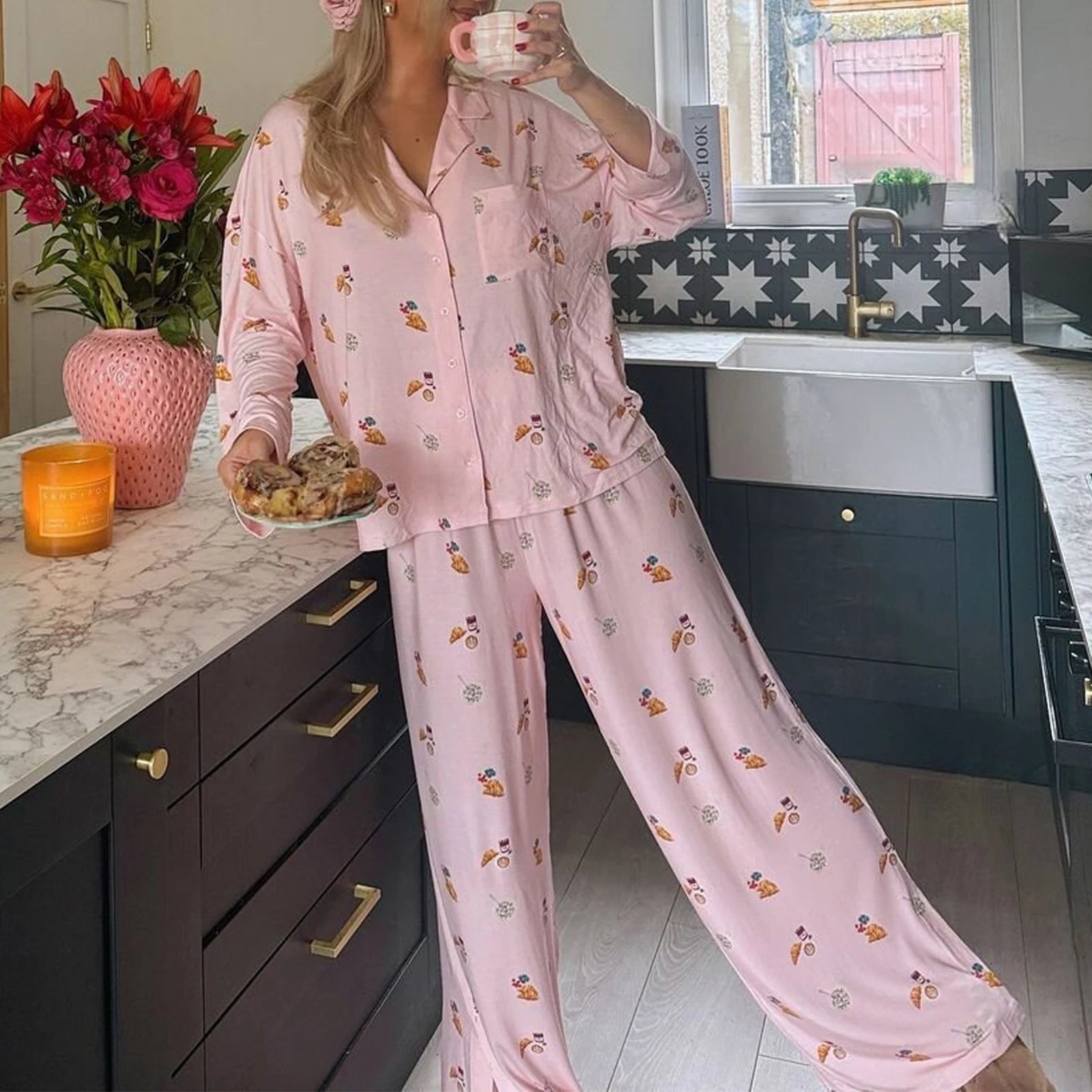 Pajamas - Women's Floral Long Sleeve Loose Pajamas Soft Sleepwear Set