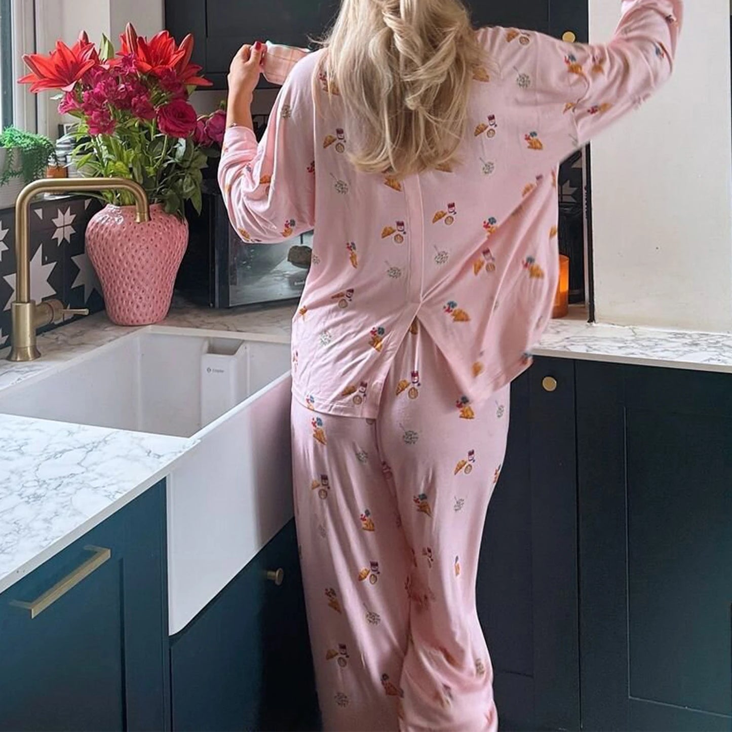 Pajamas - Women's Floral Long Sleeve Loose Pajamas Soft Sleepwear Set