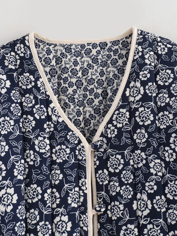 Veste matelassée à fleurs bleu marine de tous les jours