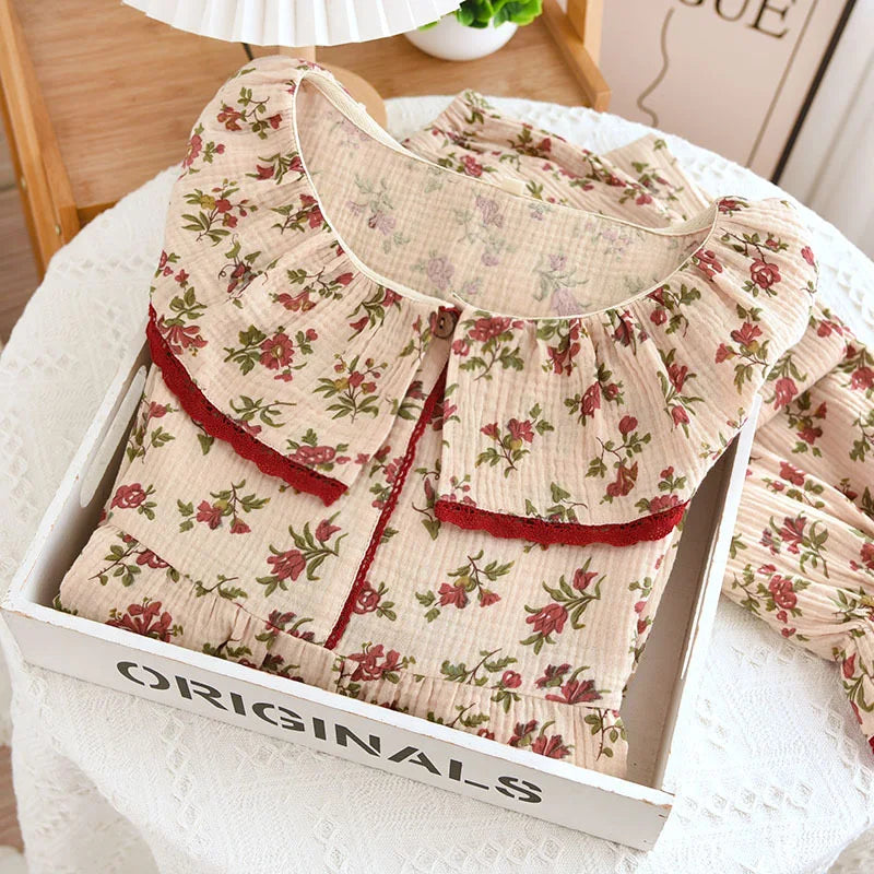 Sleepwear - Floral Print Cotton Pajamas with Lace Trim Women’s Nightwear