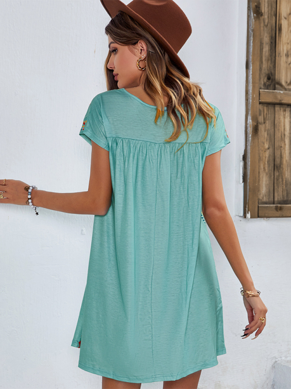 T-Shirt-Kleid im Boho-Stil mit Blumenmuster für Damen – kurzärmliges Sommerkleid