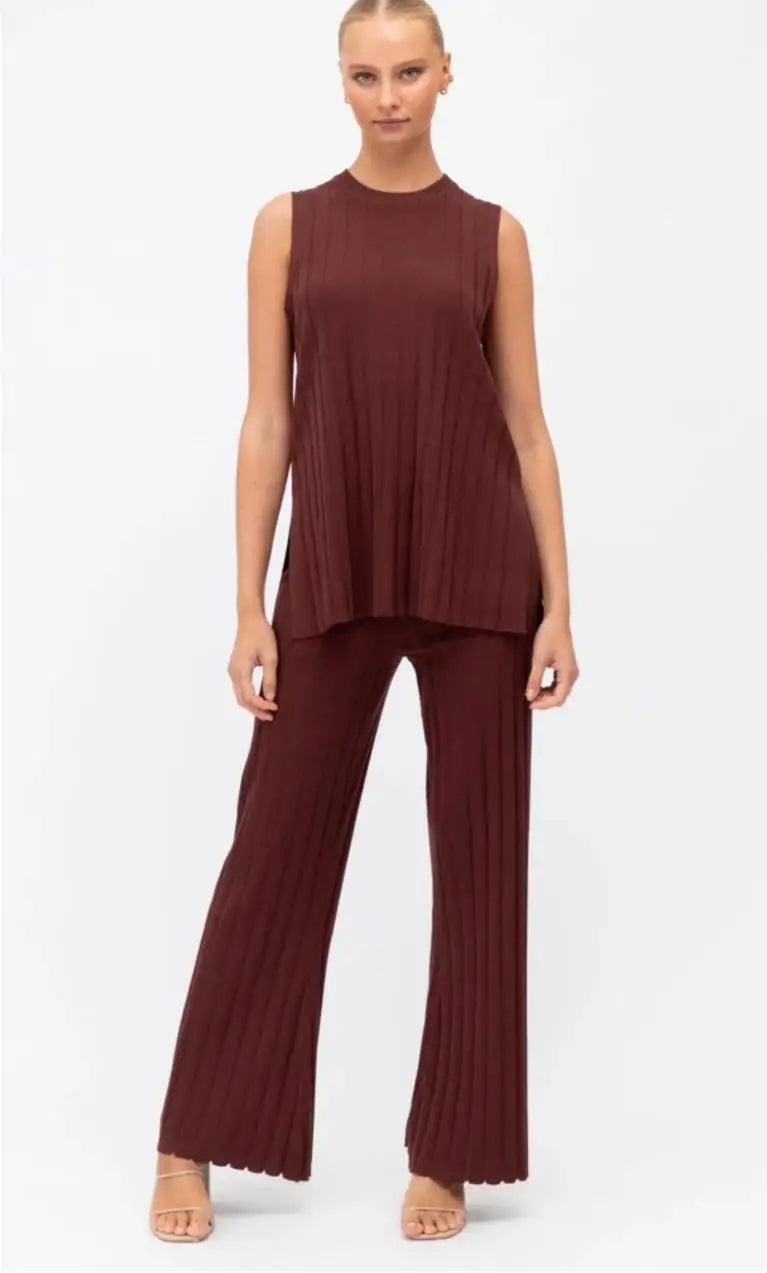 Women's Ribbed Sleeveless Top & Elastic Waist Pants Set