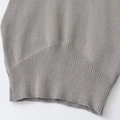 Sweaters - Minimalist High-Neck Sweater Gray Sleeveless Topper