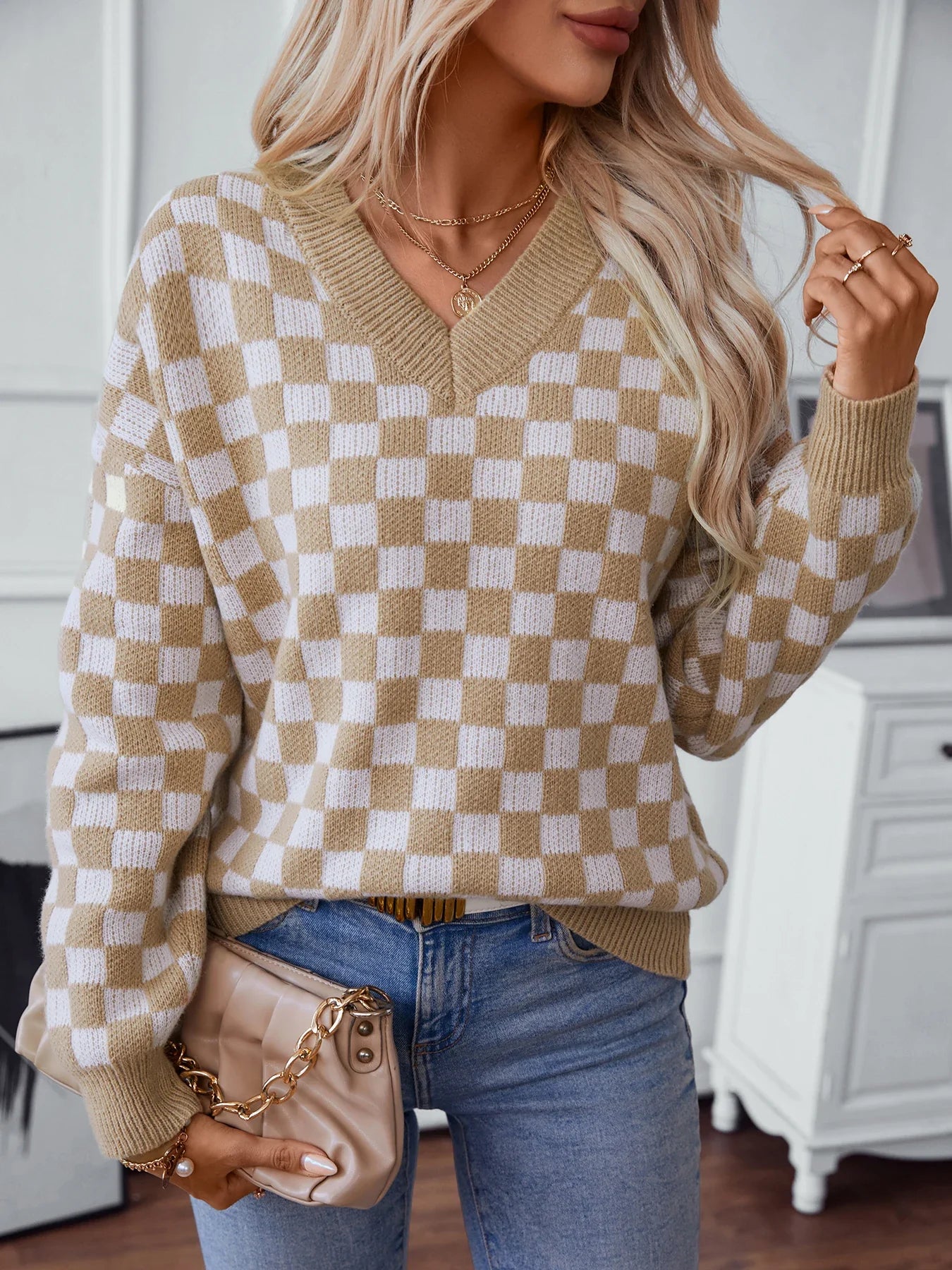 Sweaters- Winter Classic Checkered V-Neck Sweater- - Pekosa Women Fashion