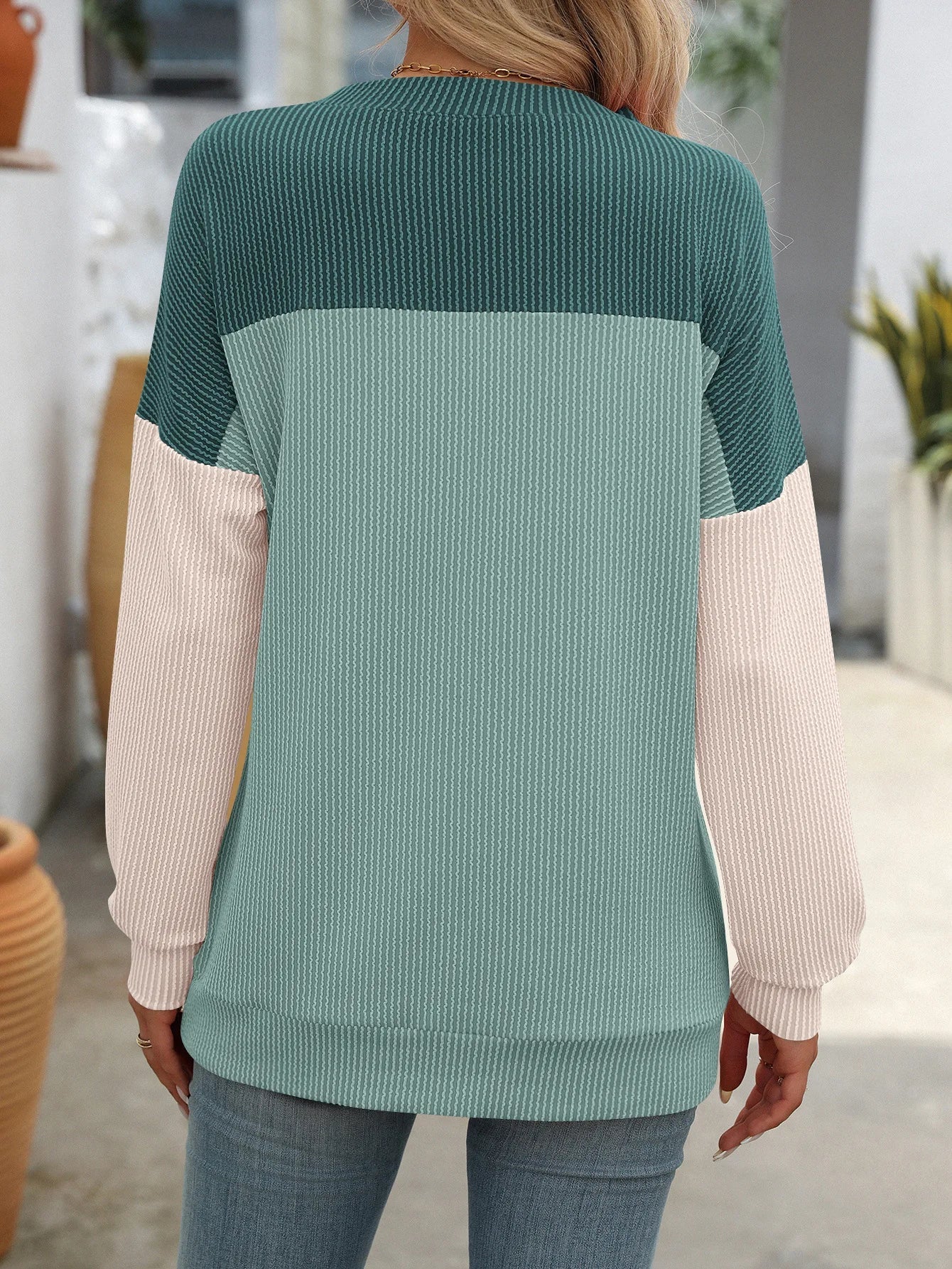 Women Color-Blocked Casual T-Shirt For Autumn