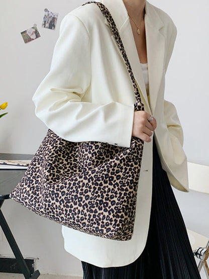 Leopard Print Tote Bag - Your Everyday Essential Carrier in Cotton Canvas