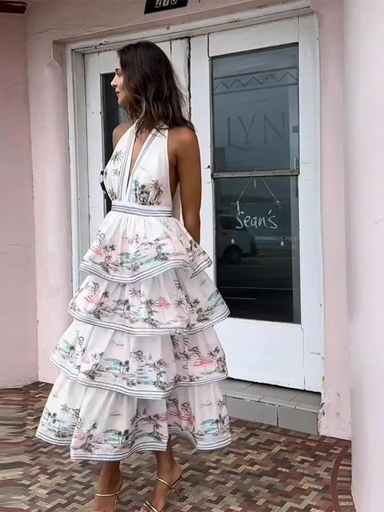 Rückenfreies Maxikleid mit Stufenrüschen für die Sommerhochzeit