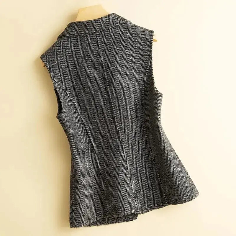 Vests - Elegant Charcoal Herringbone Vest