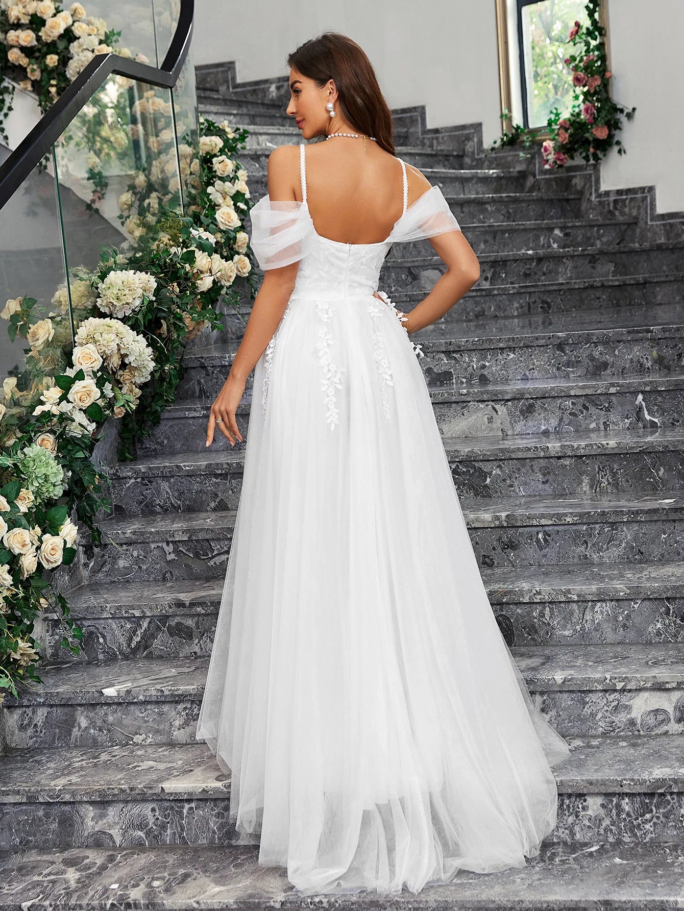 Wedding Dresses - Classic Tulle Ball Gown for Fairy Tale Weddings Bridal Dress