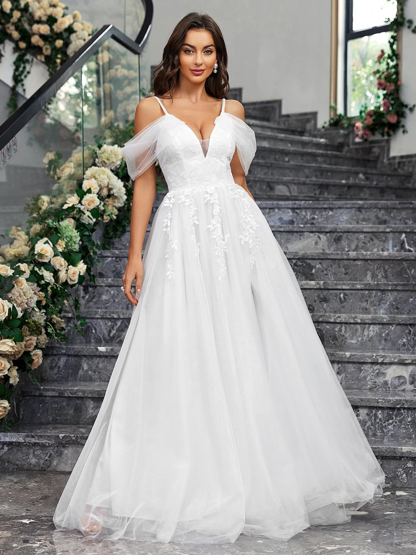 Wedding Dresses - Classic Tulle Ball Gown for Fairy Tale Weddings Bridal Dress