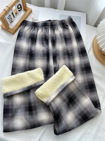 Winter Pants - Plush Lined Plaid Loungewear Pants for Women