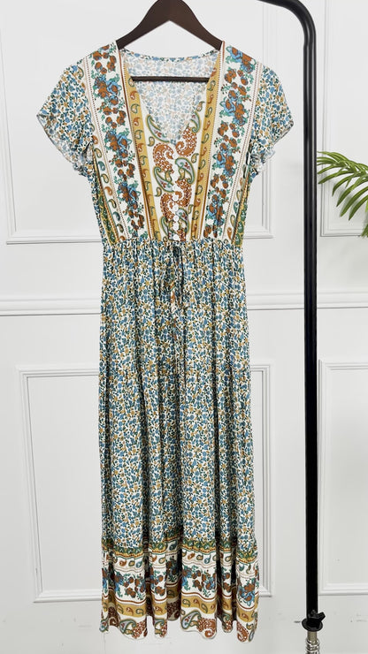 Robe mi-longue d'été à fleurs, manches courtes, col en V, taille nouée 