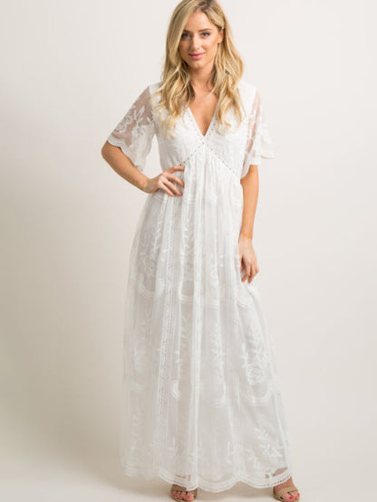 Maternity Lace Maxi Dress for Elegant Moms-to-Be