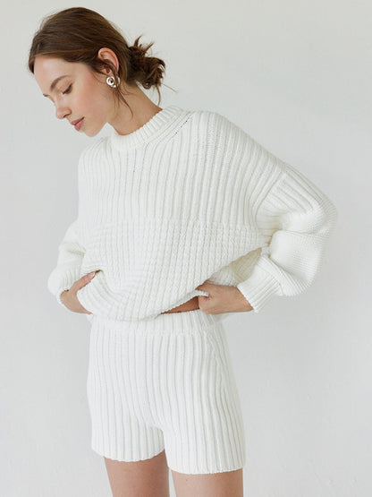 Shrots Set- Comfy Knitwear Duo: Lounge Sweater and Laid-Back Shorts- White- Pekosa Women Clothing