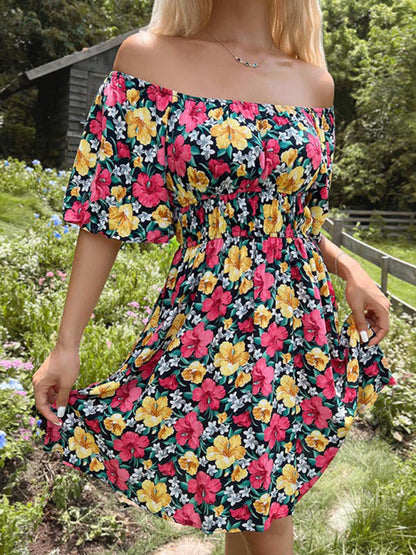 Schulterfreies Sommerkleid mit Blumenmuster – Sommerkleid mit geraffter Taille und Laternenärmeln