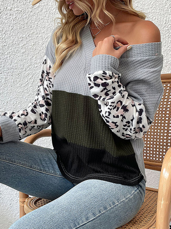 Sweaters- Cozy Knitted V-Neck Sweater in Couture Leopard Patchwork- - Pekosa Women Clothing