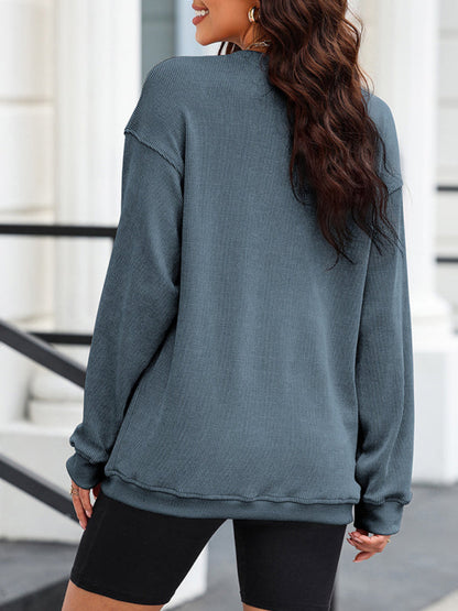 Sweatshirts- Loose Pullover Crewneck Sweatshirt for a Relaxed Look- - Pekosa Women Clothing