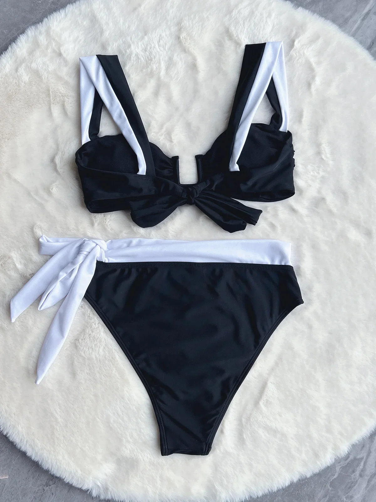 Swimwear- Contrast Binding 2-Piece Swimwear - Sweetheart Bra & High-Waisted Bikini- - Pekosa Women Fashion